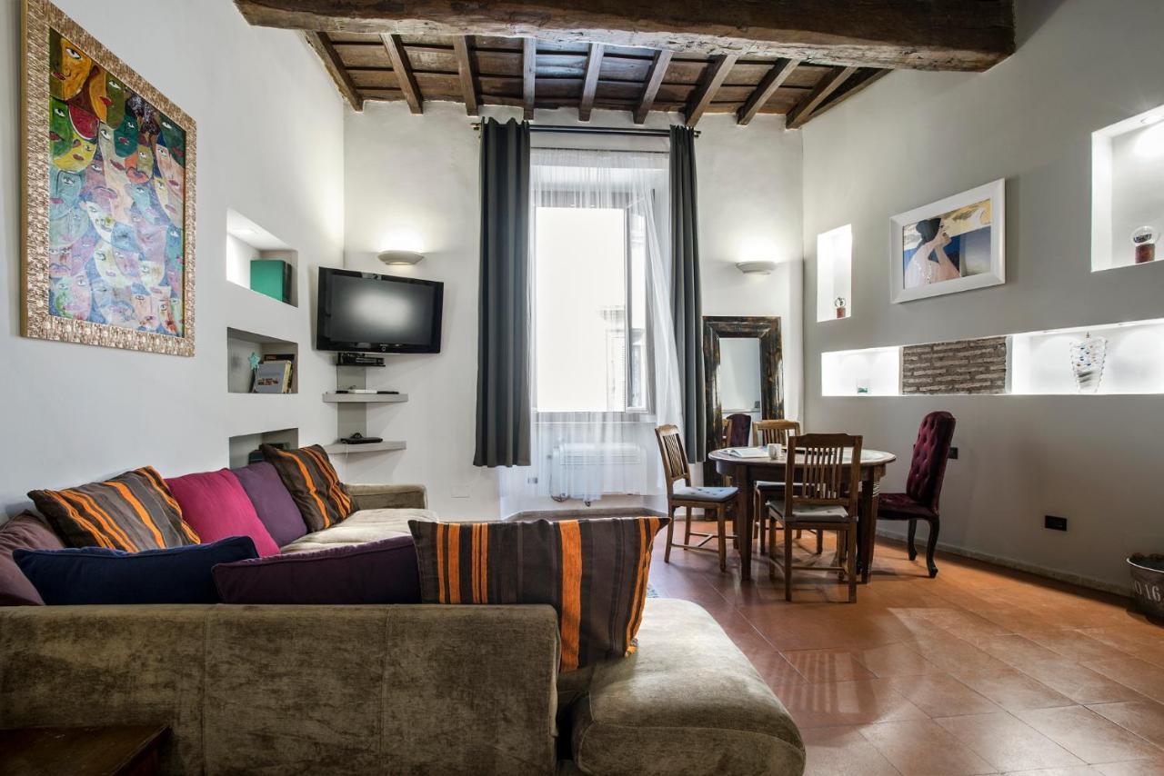 Charming Pantheon Apt In The Heart Of Rome Apartment ภายนอก รูปภาพ